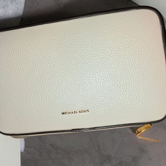 Michael Kors Medium Pebbled Leather Tech Organizer - Picture 1 of 2